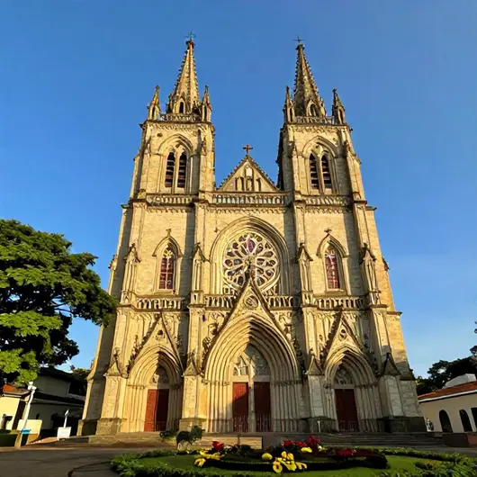 Catedral de Nossa Senhora das Dores Catedral de Nossa Senhora das Dores