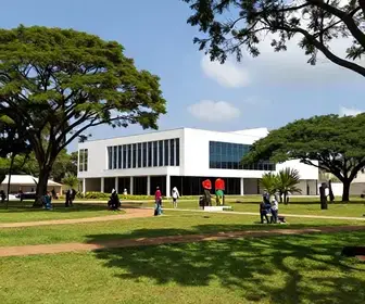 Descubra a Galeria de Arte Santeira no Parque da Cidadania em Teresina