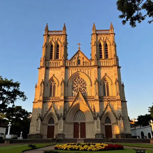 Descubra a Igreja de Lourdes